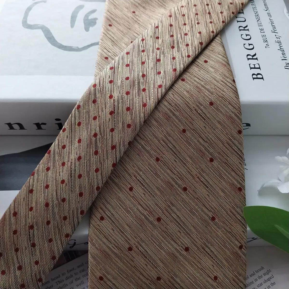 미쏘니 실크 브라운 도트 텍스처 넥타이 8.6cm A+등급 K1798 9