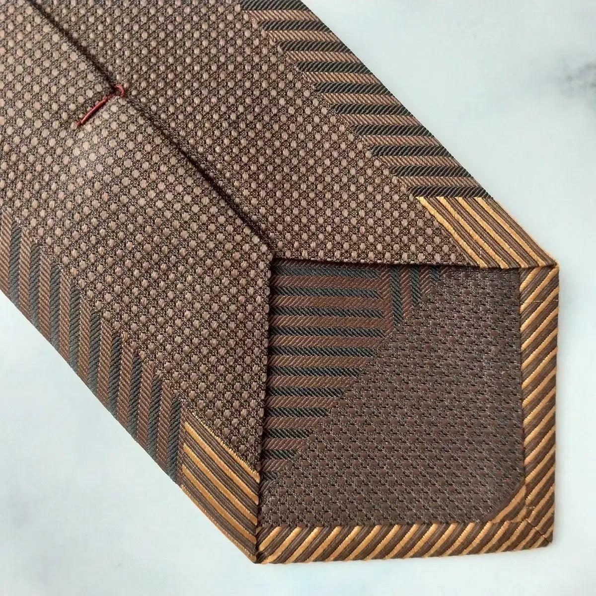 MCM 실크 브라운 스트라이프 넥타이 9.5cm A+등급 K1583 4