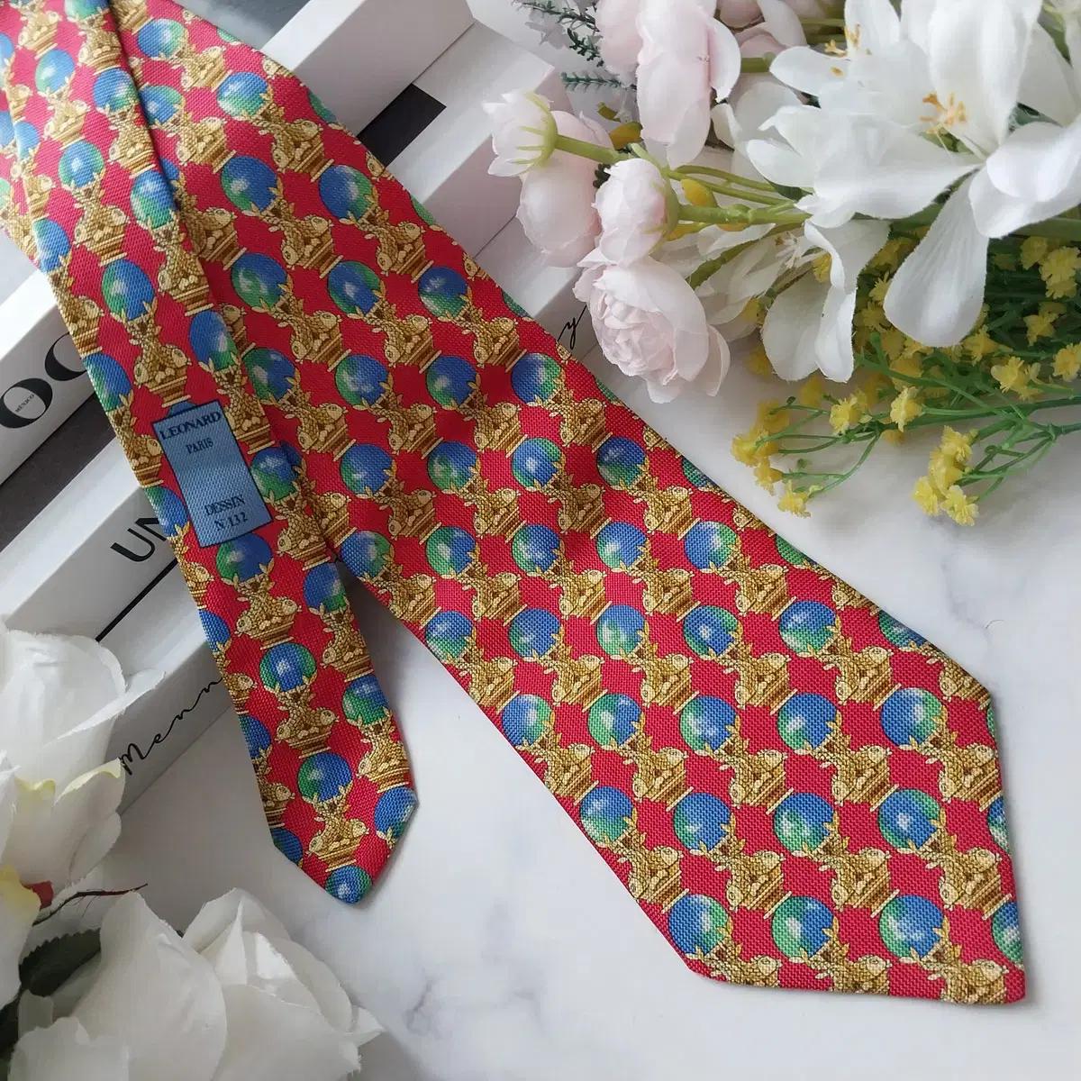 레오나드 실크 레드 오브젝트 패턴 넥타이 9.6cm A+등급 K1260 6