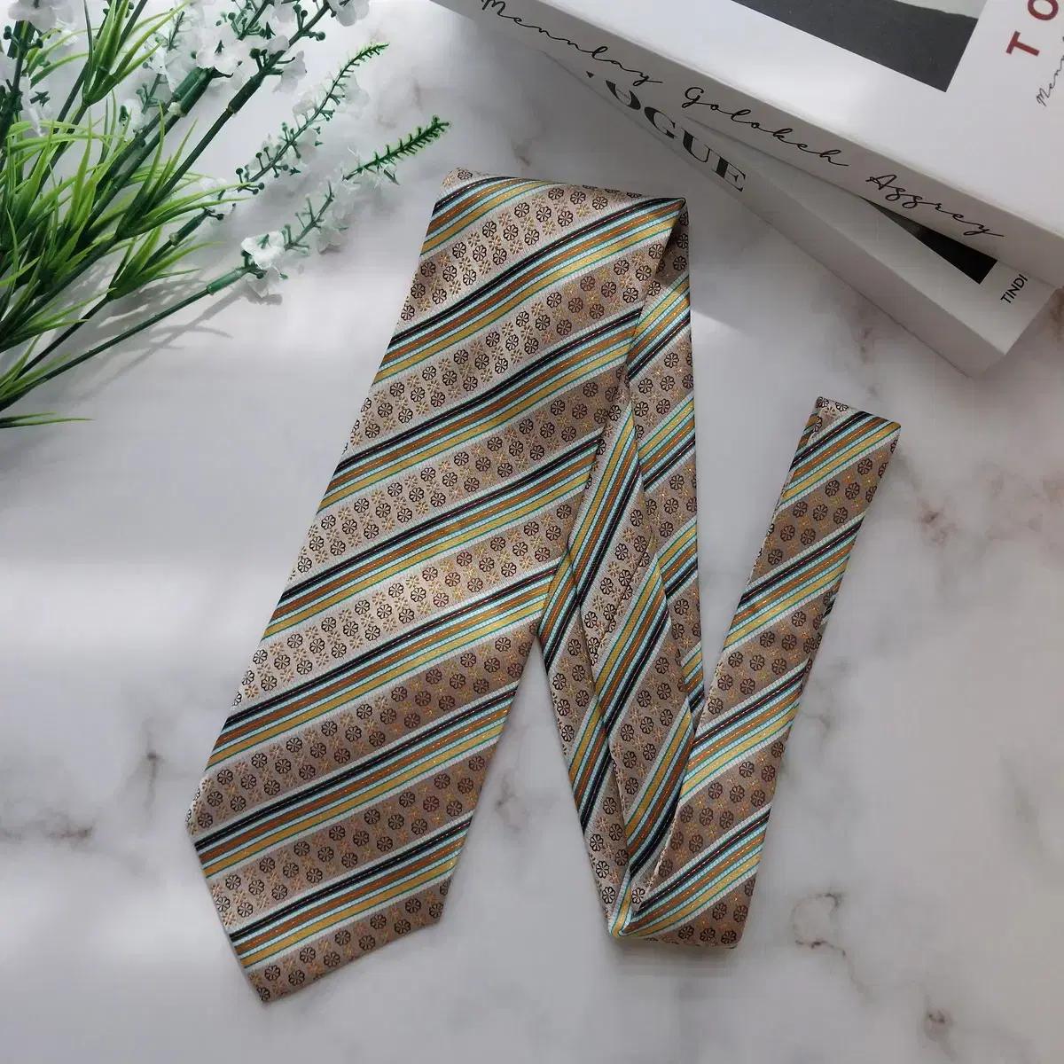 피에르발망 폴리 플라워 스트라이프 넥타이 9cm S등급 K34 5