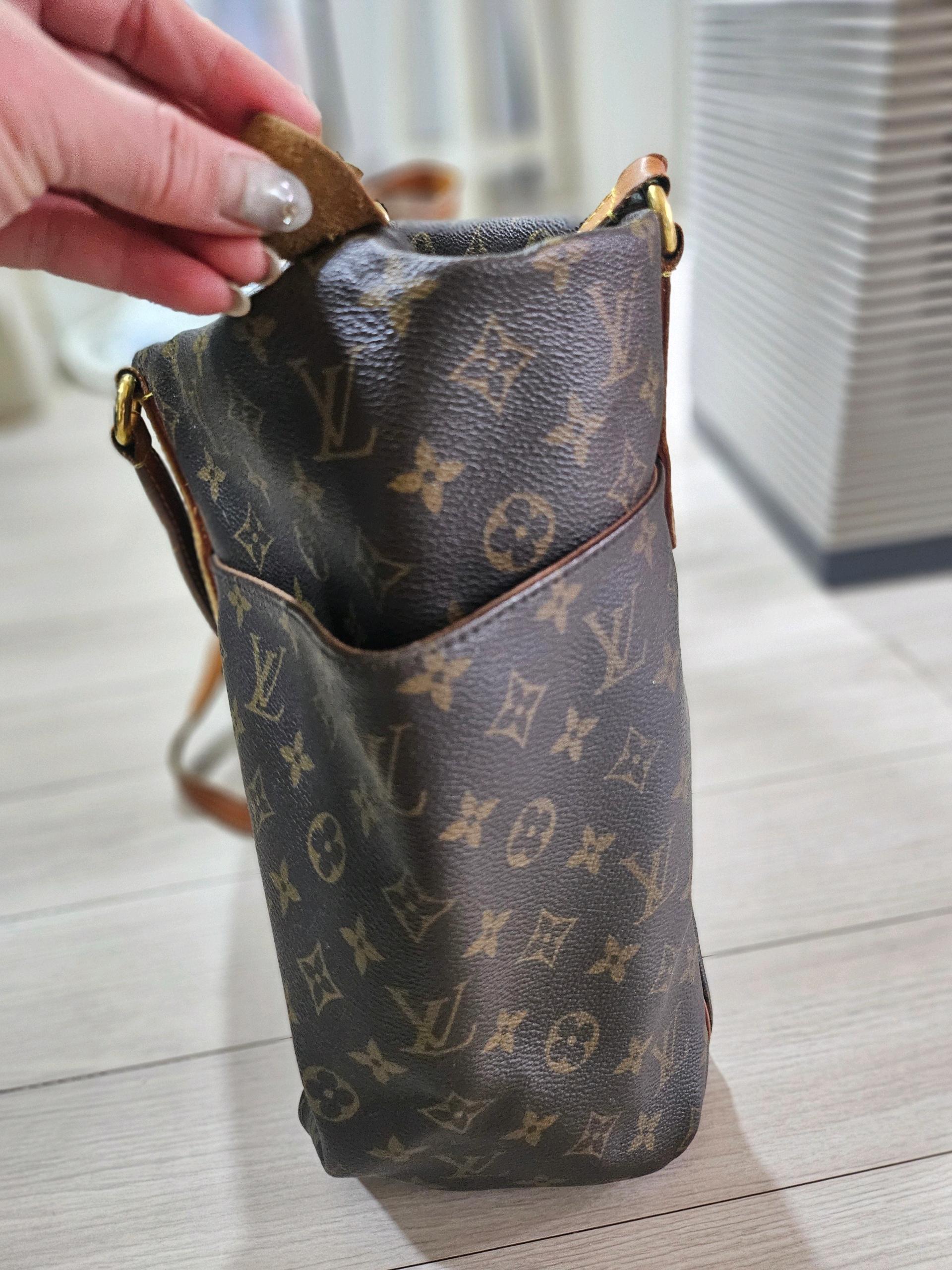 루이비통 모노그램  토탈리MM 3
