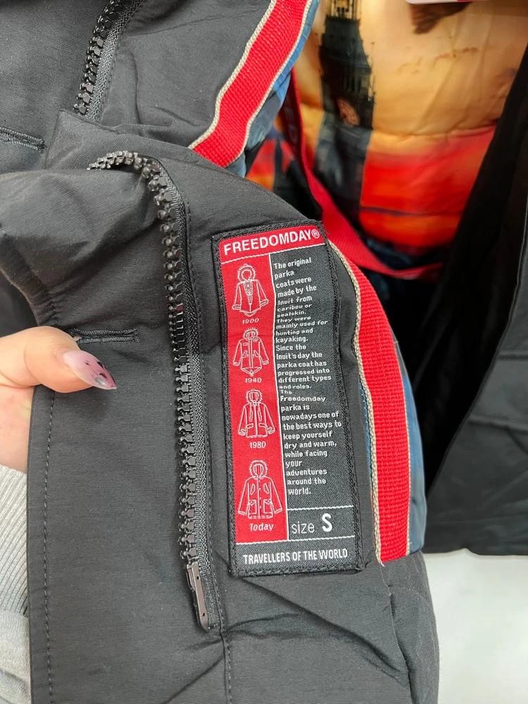 미사용 스몰 프리덤데이 퍼 후드 패딩 점퍼 블랙 9