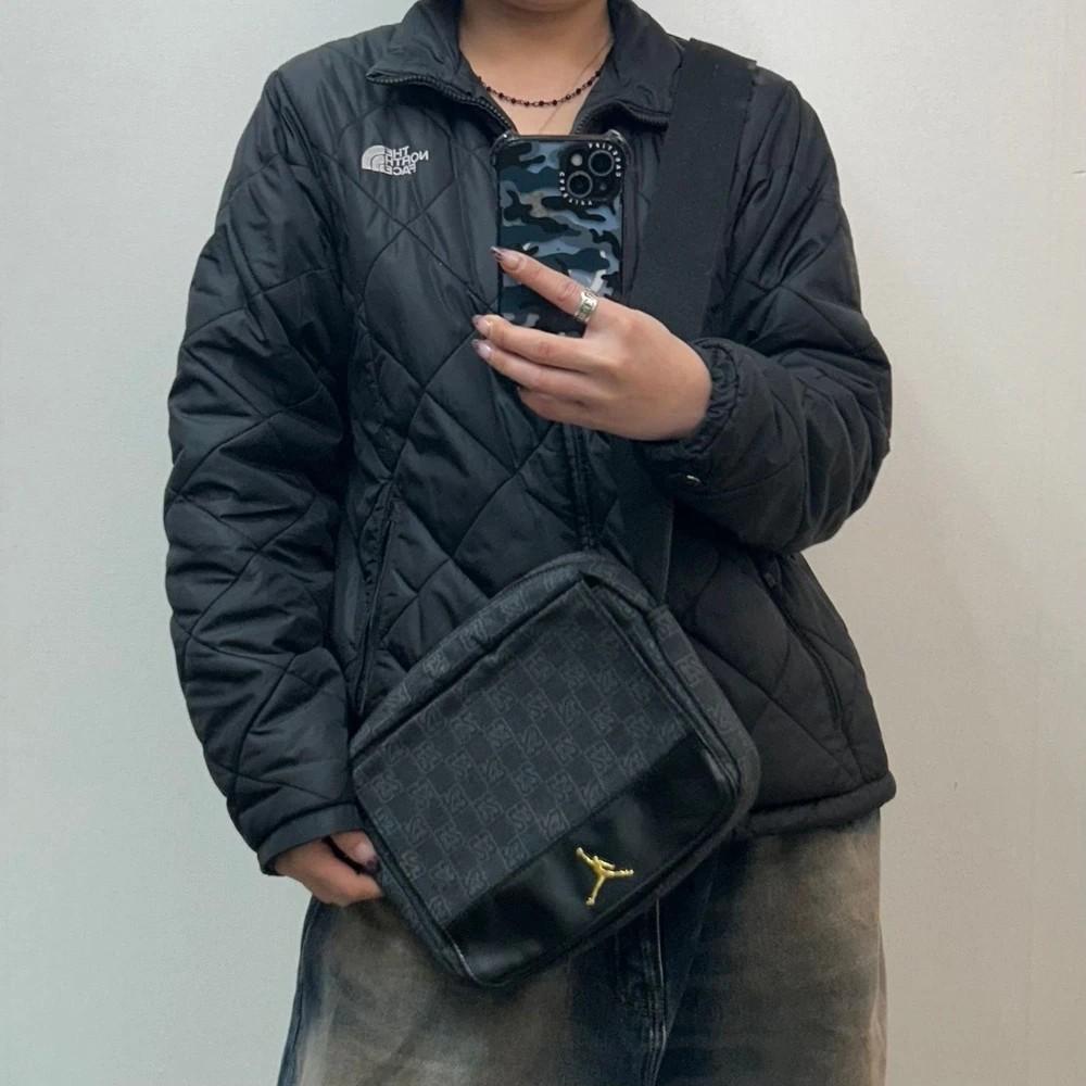 OS 조던 모노그램 미니 메신저백 블랙 2