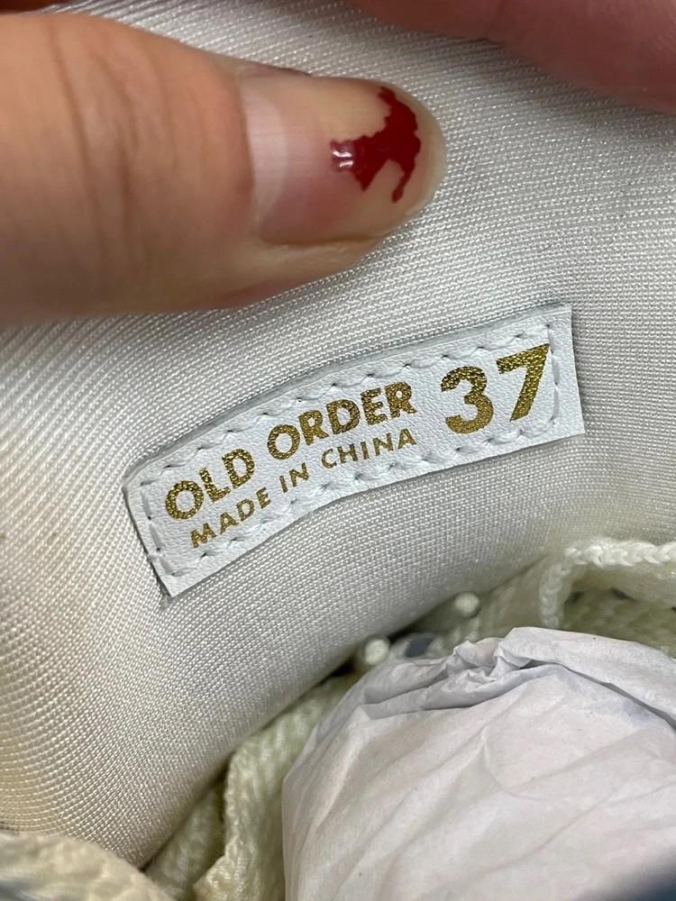 240 OLD ORDER 올드 오더 스케이터 001 스카이블루 10