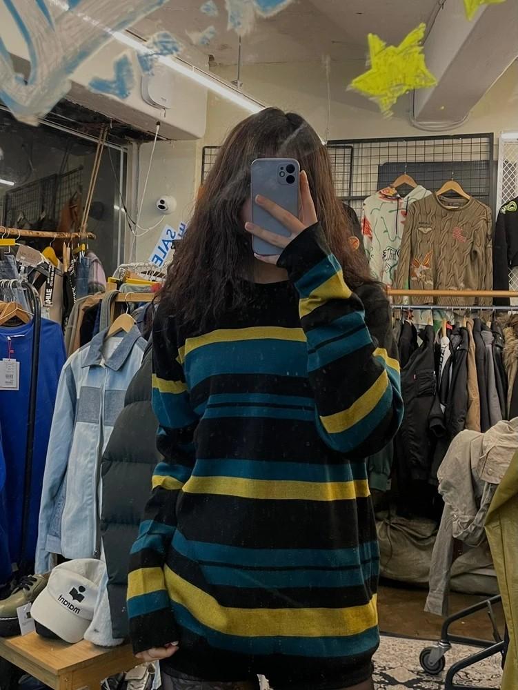 라지 코모도스퀘어 오버핏 스트라이프 니트웨어 블랙 2