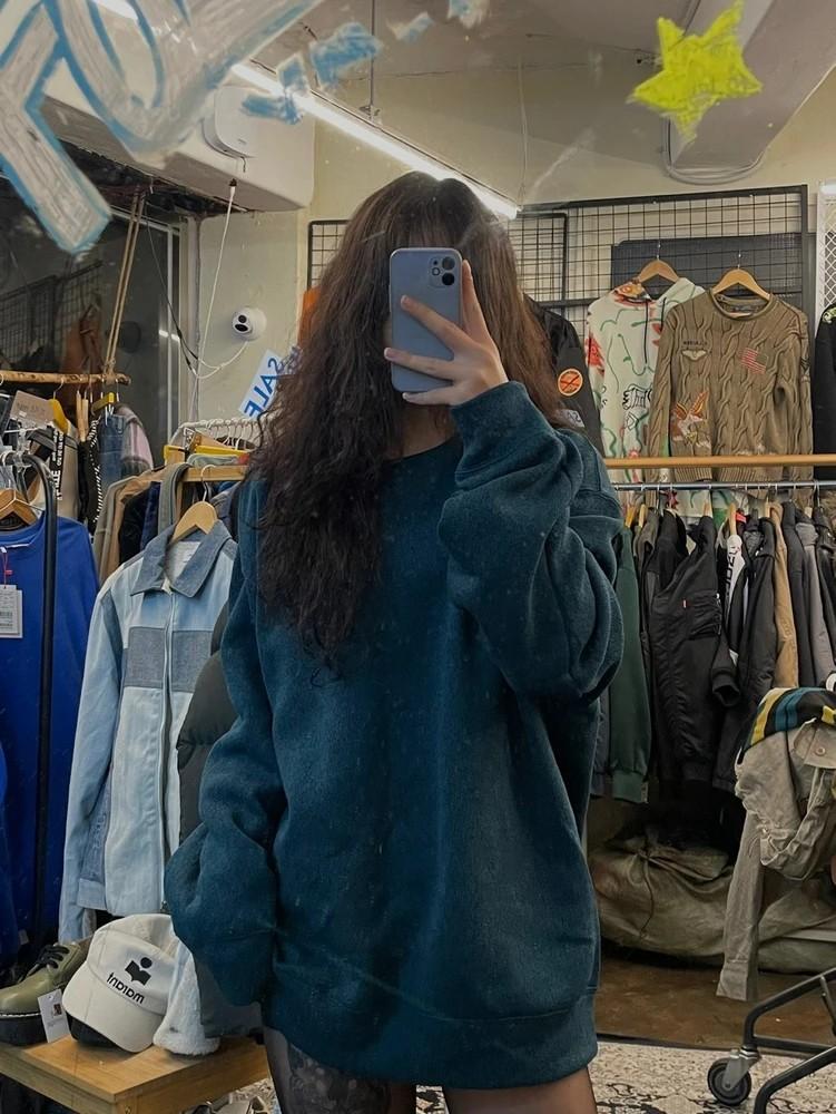 프리 GEEKCHIC VESTITO 오버핏 맨투맨티셔츠 빈티지룩 2