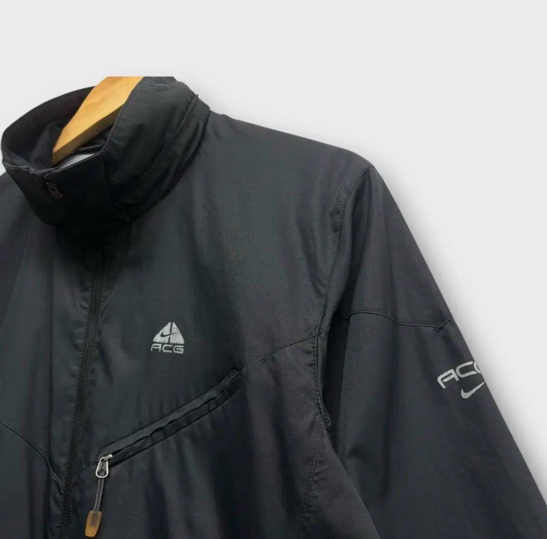 나이키 ACG 블랙 바람막이 S 3