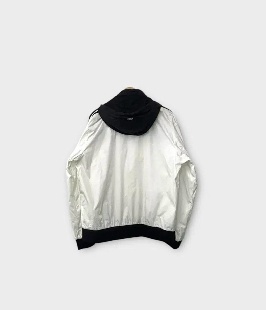 헬리한센 Helly Hansen 바람막이 XL 4