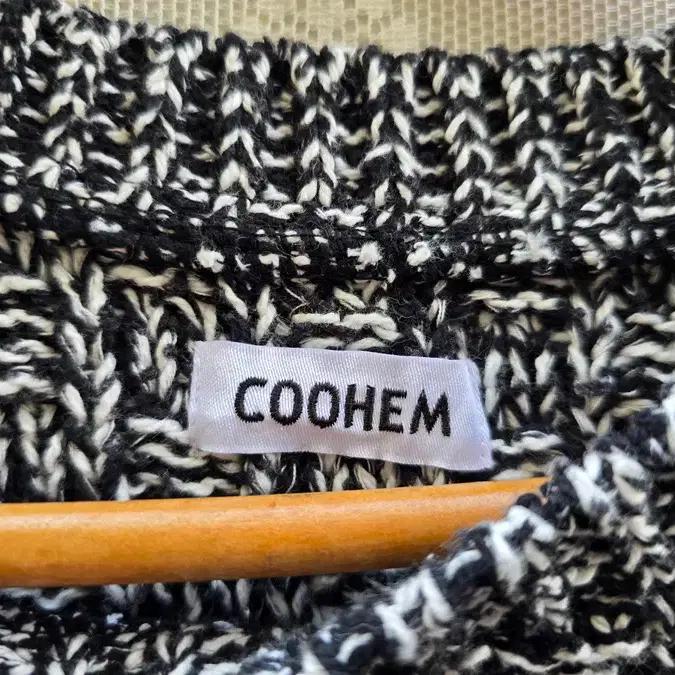 coohem  쿠헨  니트베스트 (made in japan) 5