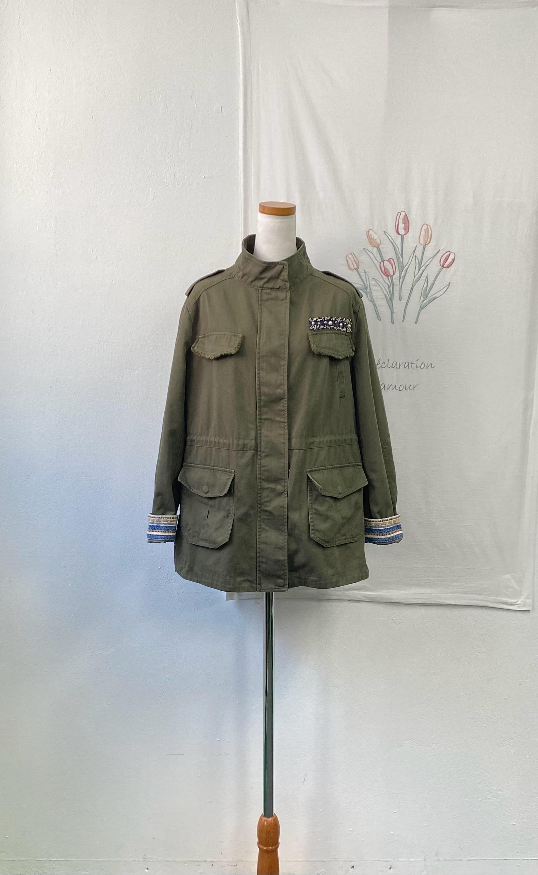 로엠 카키색 야상 점퍼 자켓 2