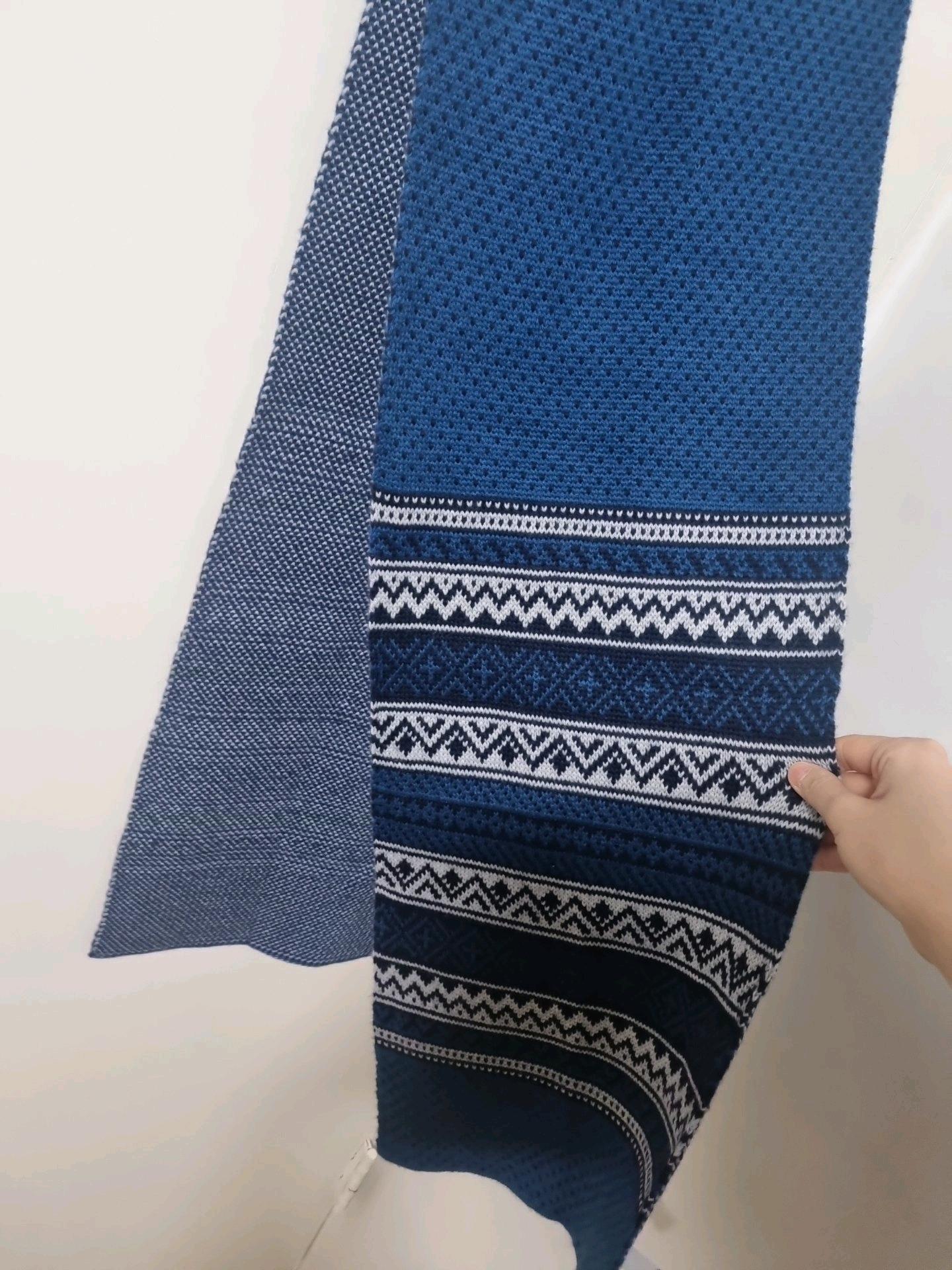 바나나리퍼블릭 블루 패턴 울 목도리 3