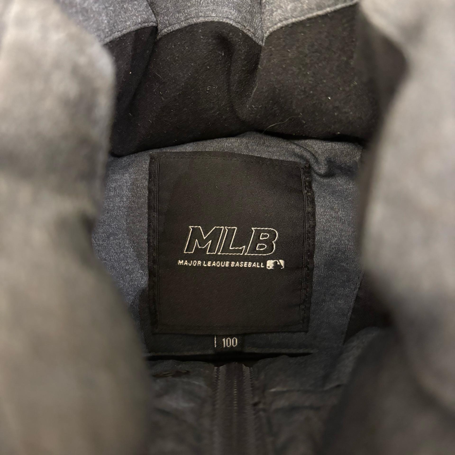 MLB 덕다운 그레이 디트로이트 패딩조끼 4