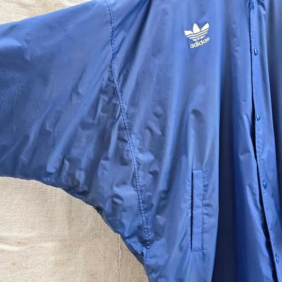 90s Adidas   벤치 코트 4