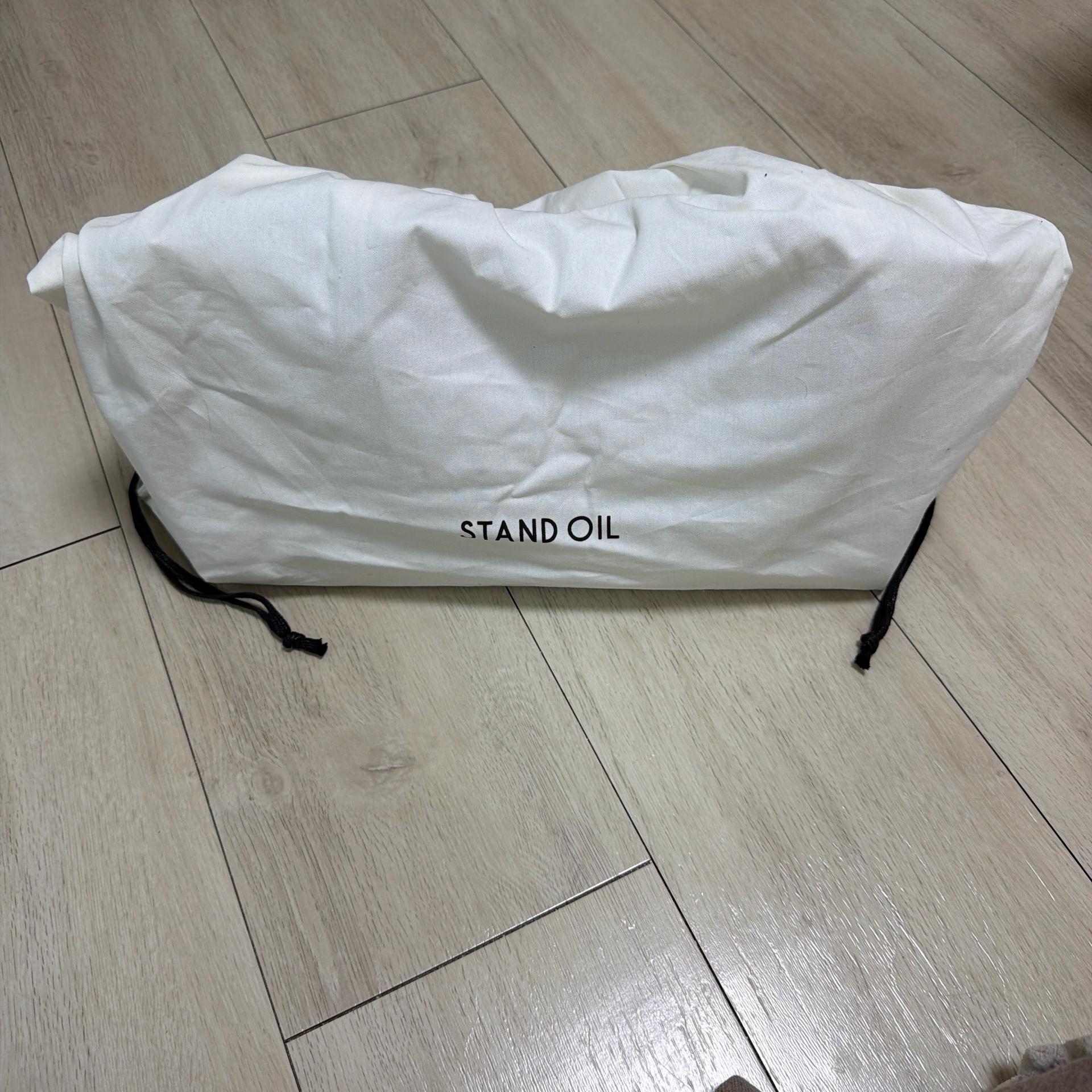 스탠드오일 오블롱백 크림 2