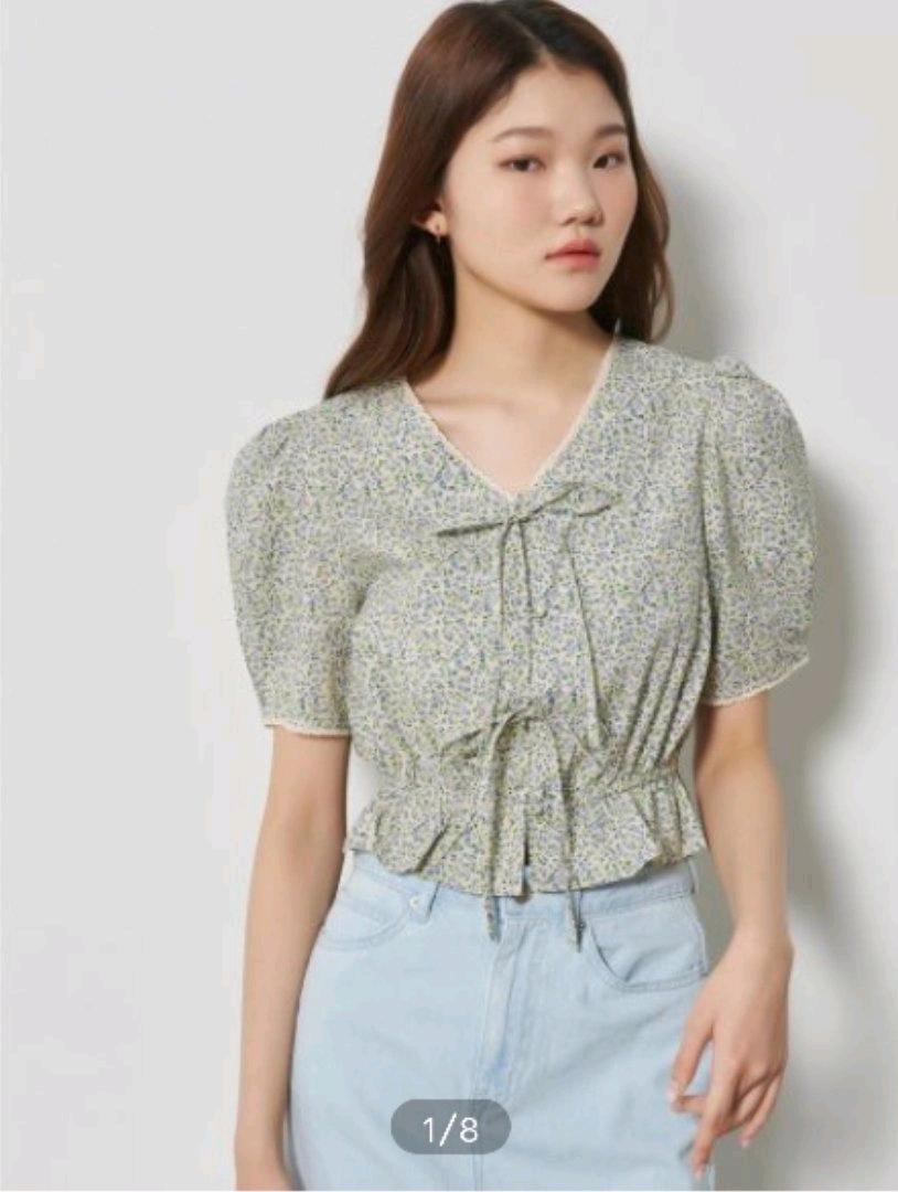 에잇세컨즈 플라워 퍼프 리본 셔링 블라우스 3
