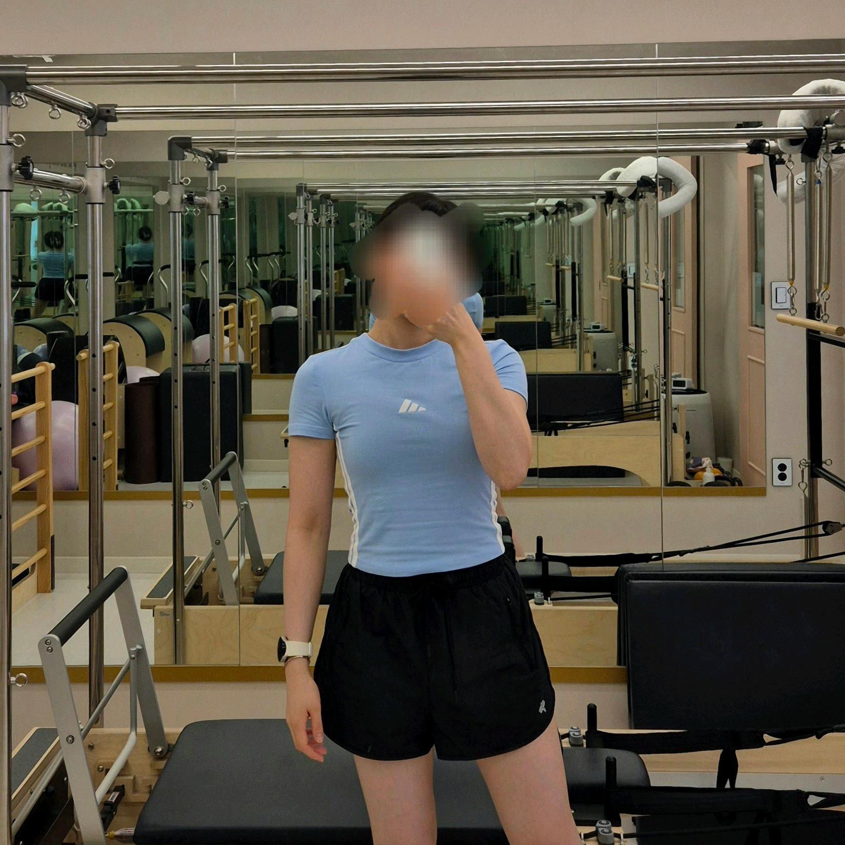 아디다스 반팔티 S