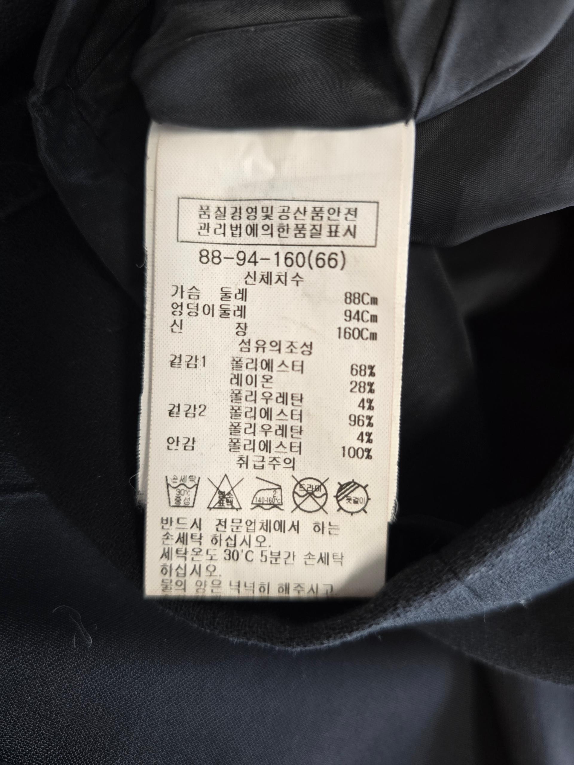 쉬즈미스 비즈넥 디테일 원피스 블랙 66 6