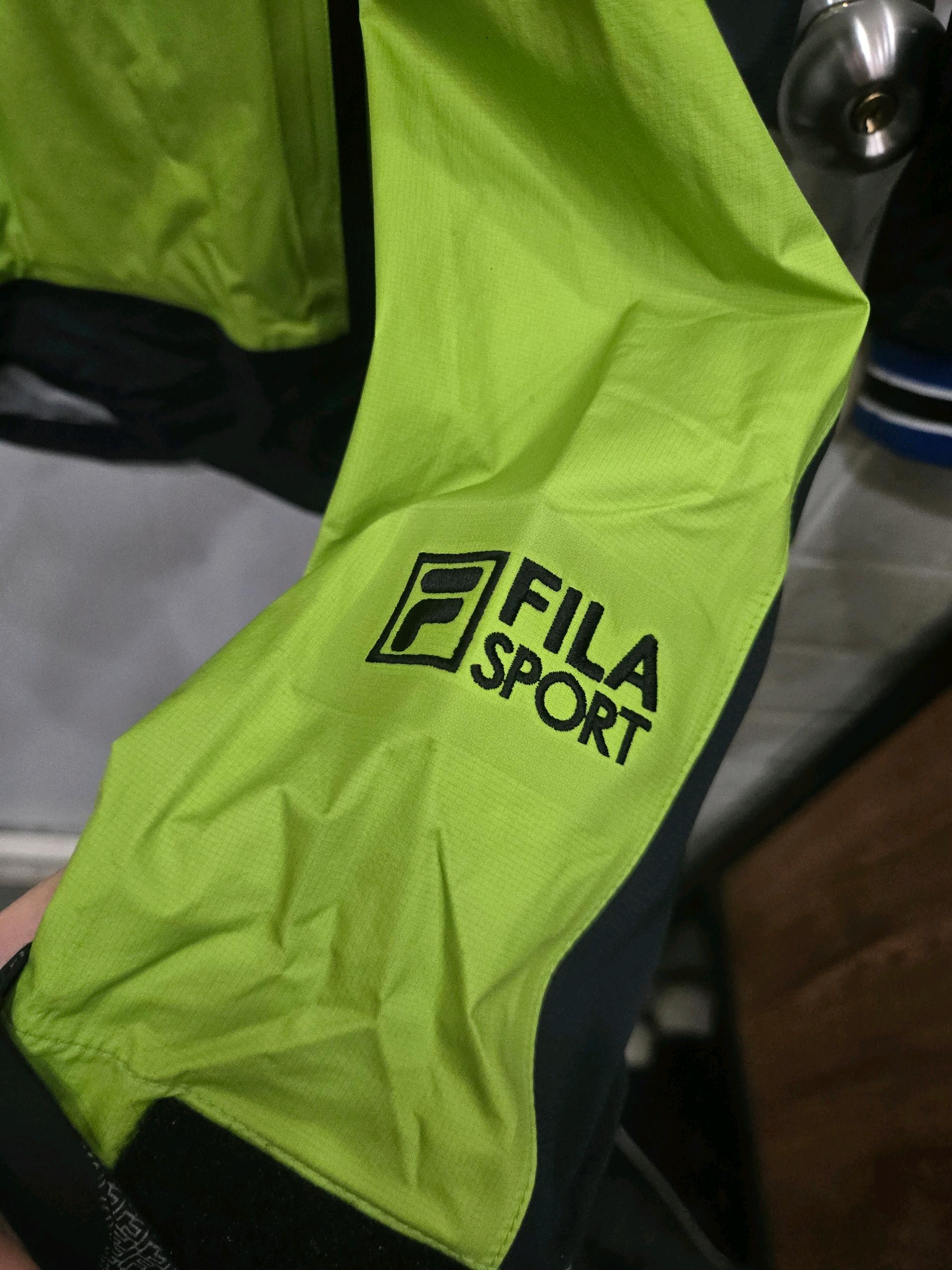 100,L,택있는 새상품) FILA 휠라 점퍼 ! 정가 40만원대 3
