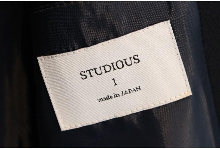 (80% 할인) STUDIOUS 스튜디오스 wool55% white black collar 3