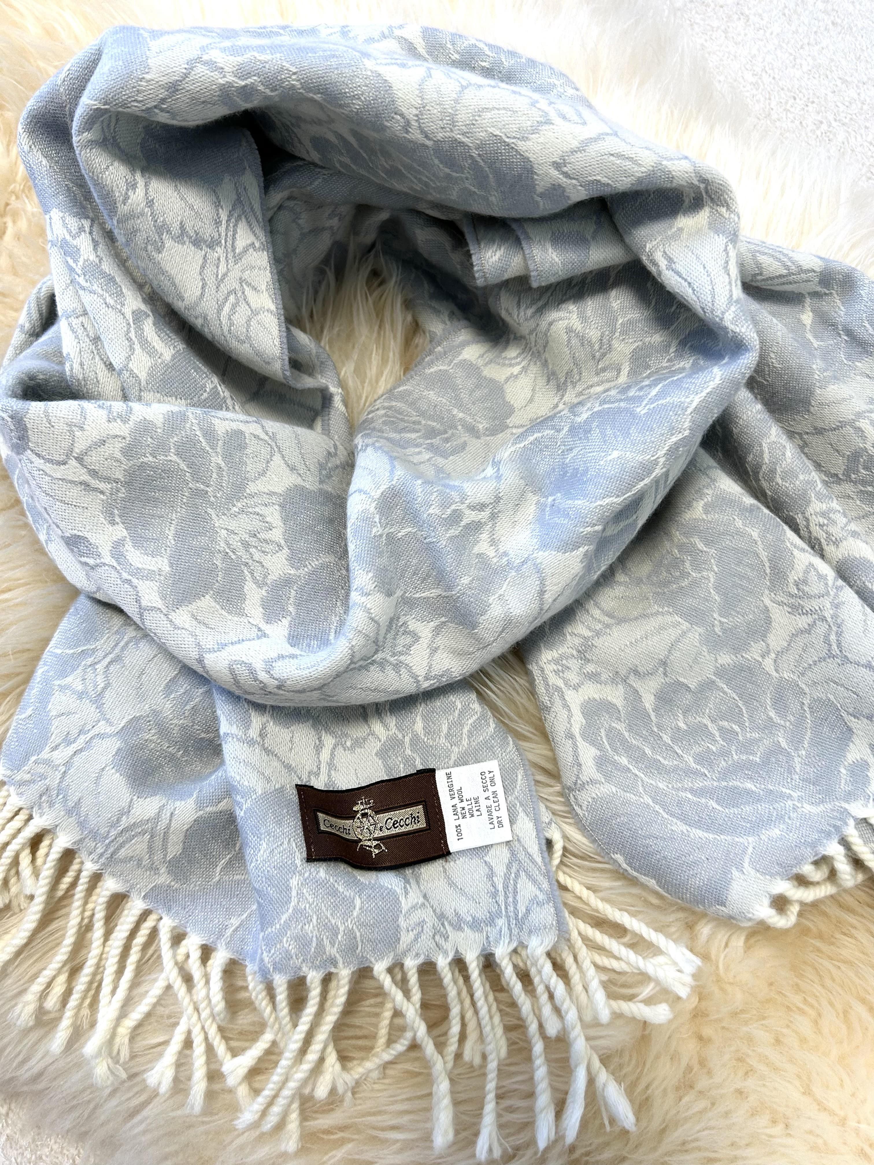 Cecchi e Cecchi wool100% flower pattern muffler 2