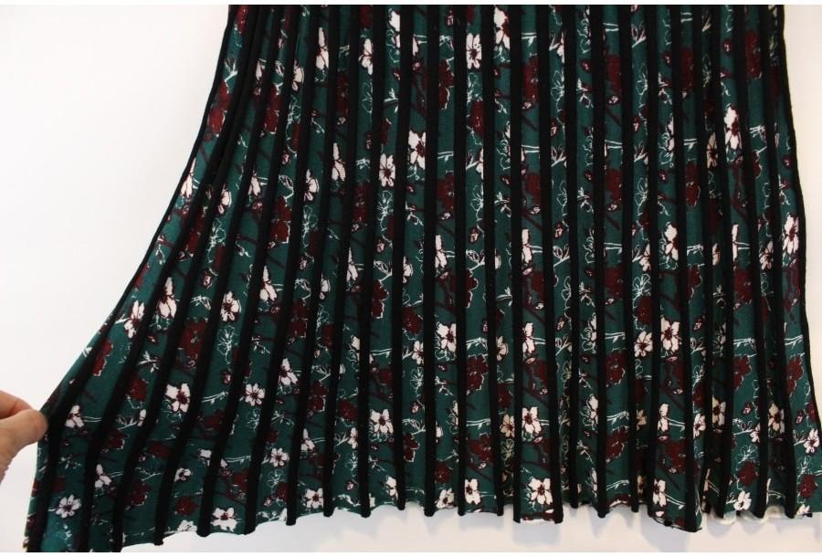 (90% 할인) White Robe flower pattern knit skirt 9