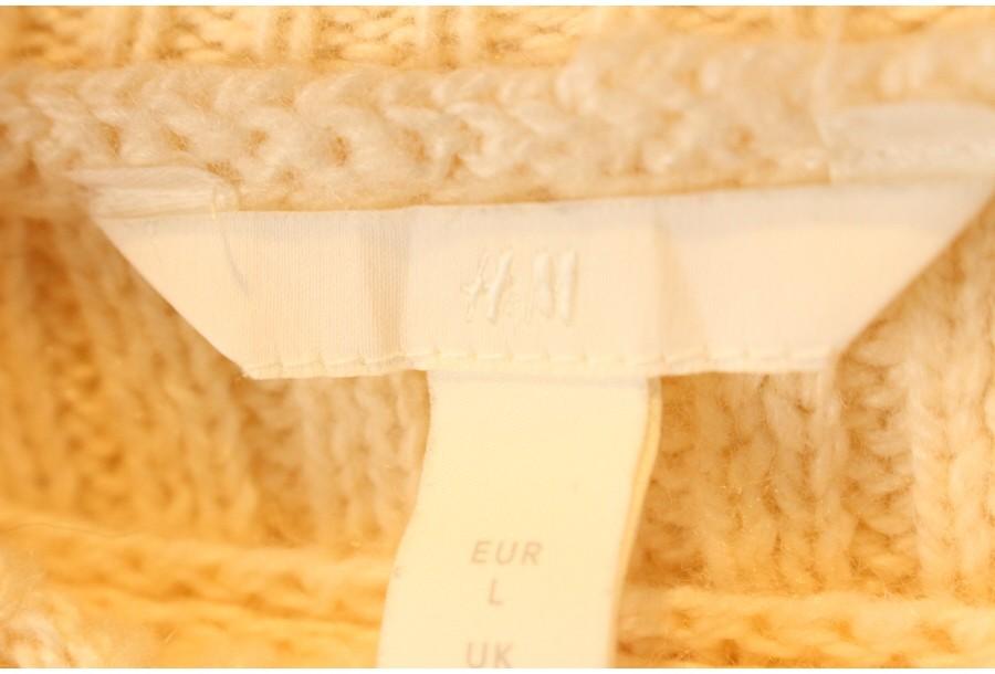 (90% 할인) H&M Ruffle shirring ivory knit 11