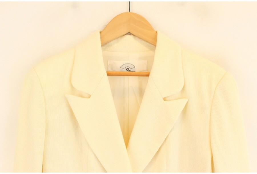 (80% 할인) KARL LAGERFELD wool46% ivory color jacket 4
