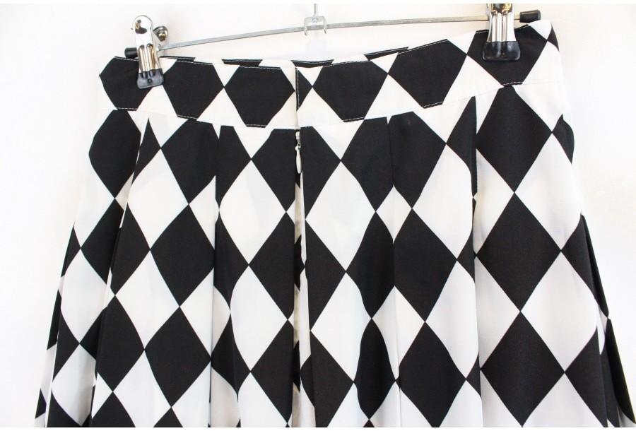 (90% 할인) CORDIER 꼬르디에 black+white pattern skirt 10