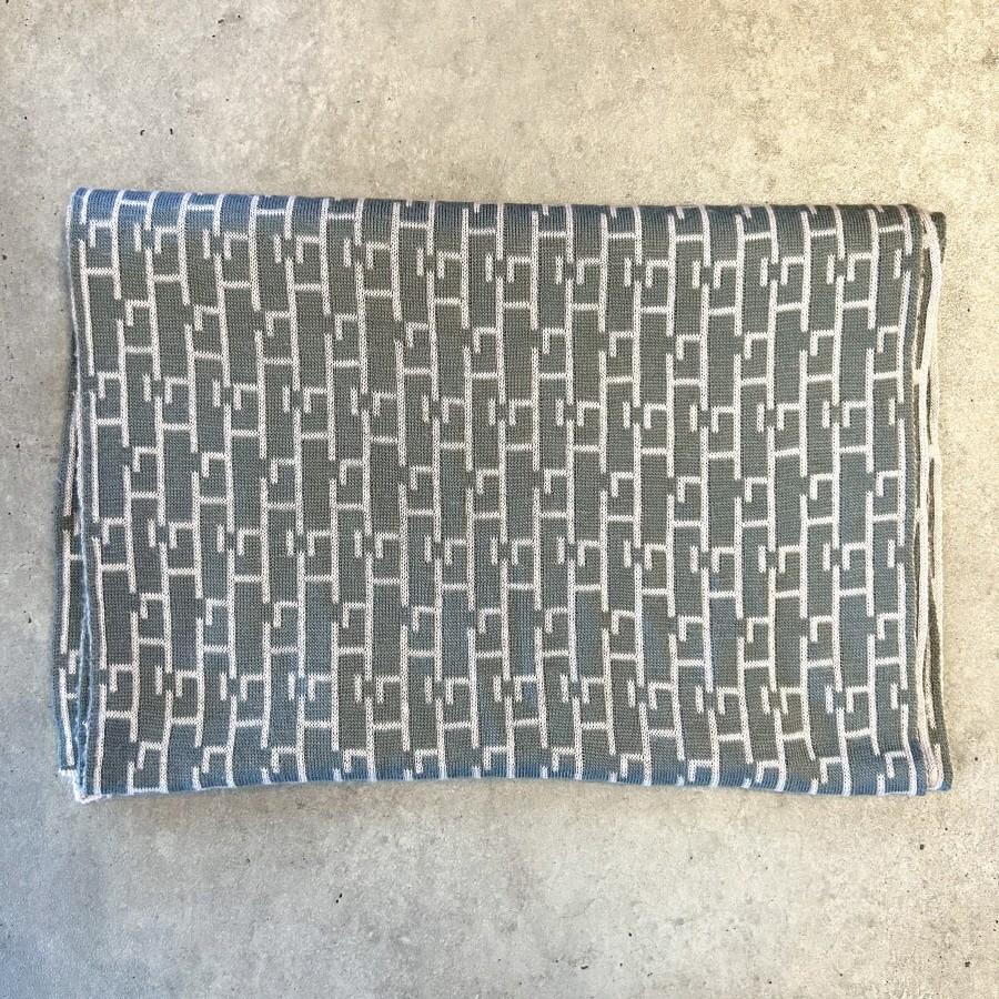 JPN vintage pattern Muffler 2