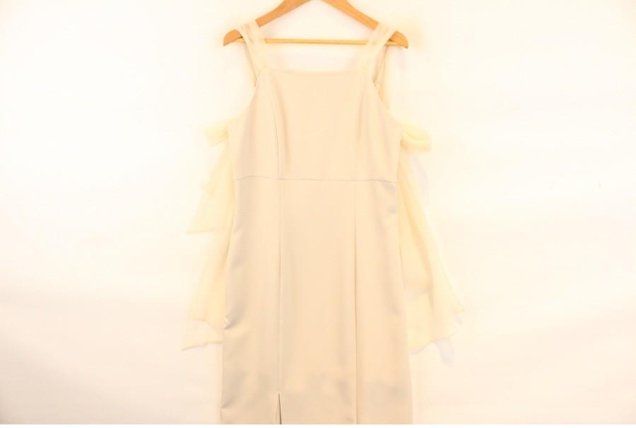 (80% 할인) Louere [루-에레] crem beige slit bustier one 2