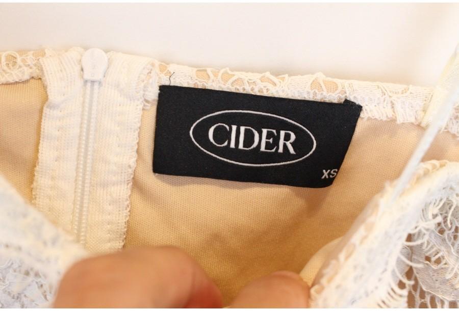 (90% 할인) CIDER lace bustier 3