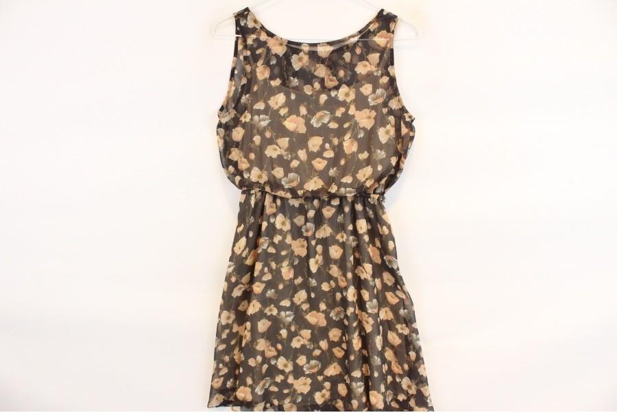 (89% 할인) Banner Barrett flower pattern sleeve onep 2