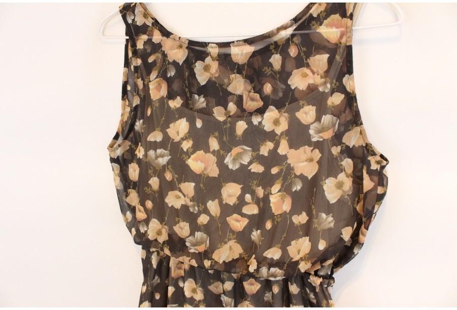 (89% 할인) Banner Barrett flower pattern sleeve onep 7
