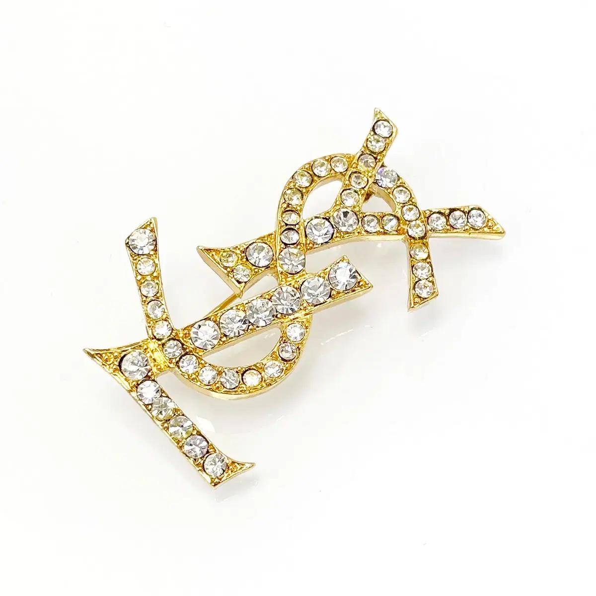 입생로랑 YSL 로고 골드 브로치 5VSLA27772 2