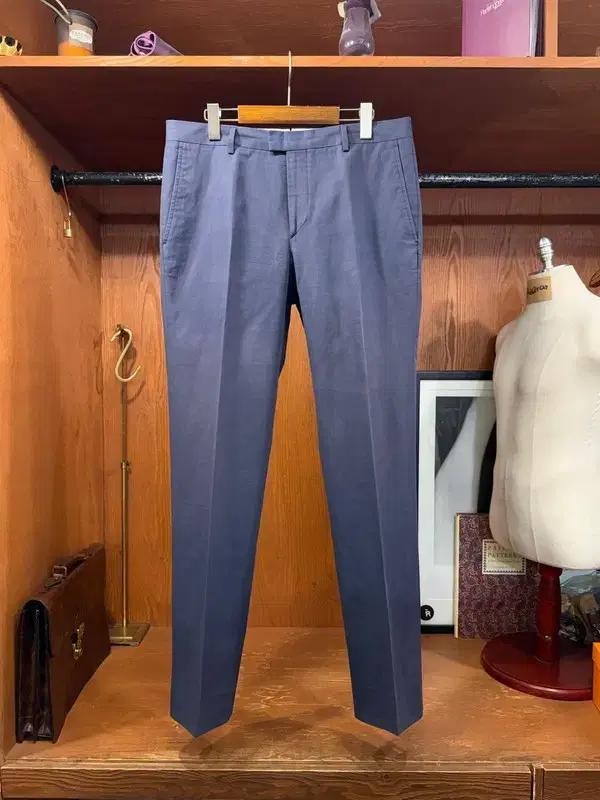 살바토레 페레가모 치노 팬츠 33 9