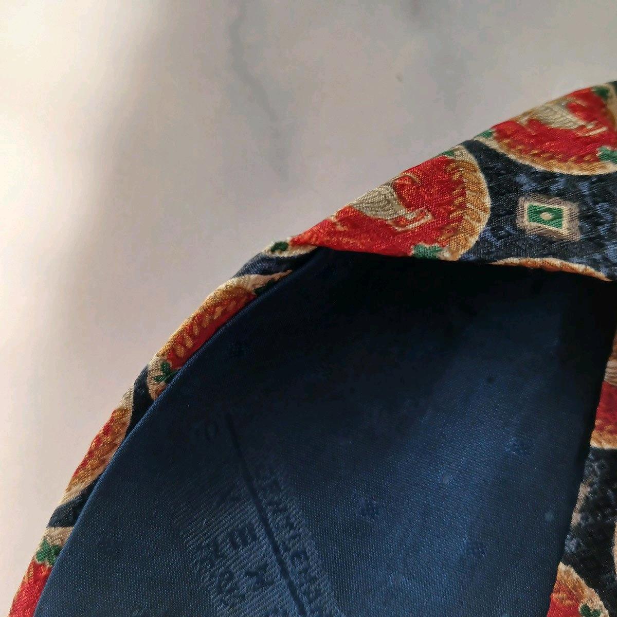 지방시 실크 네이비 메달리온 패턴 넥타이 9.8cm B등급 E744 9