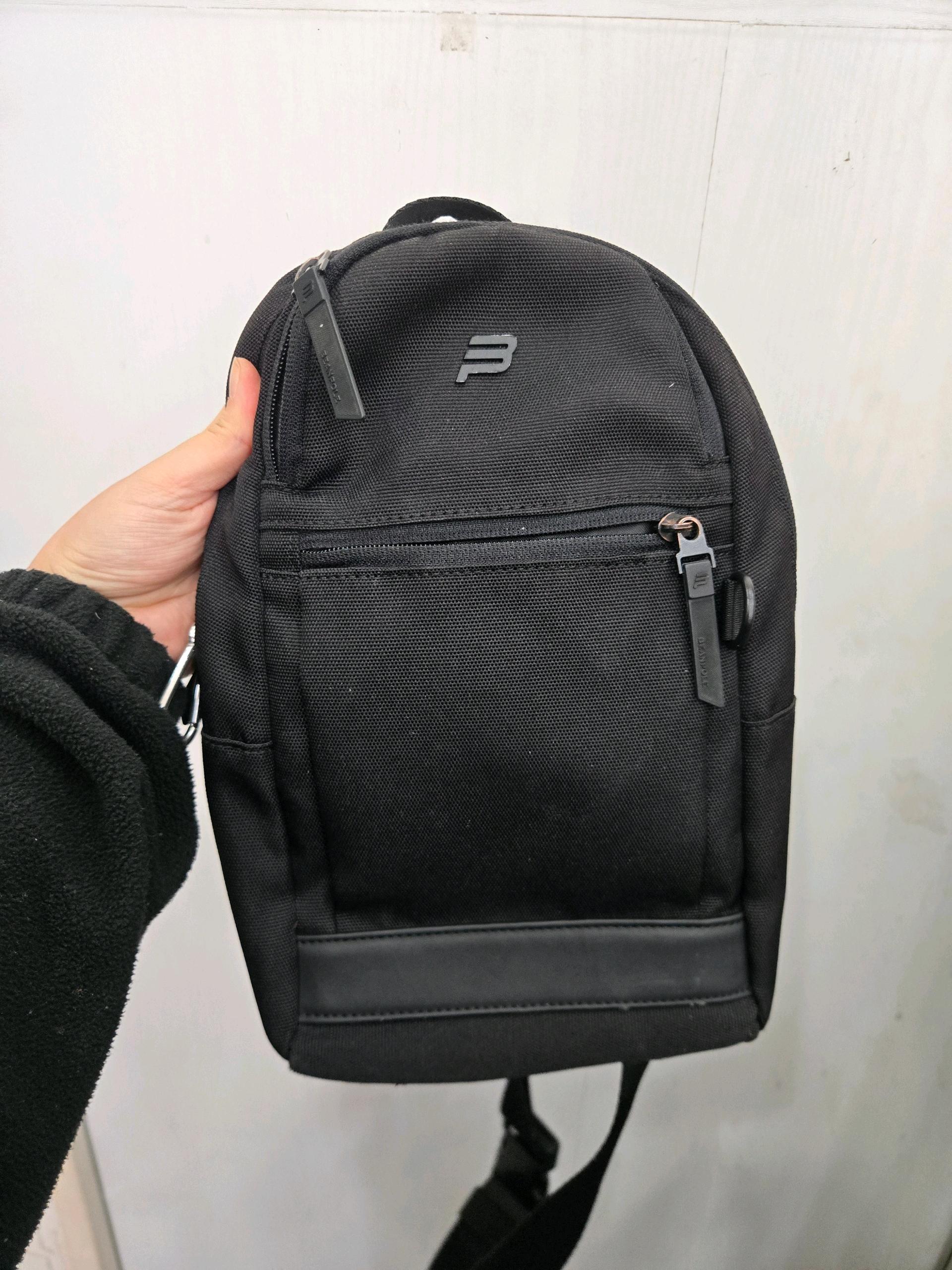 BEAN POLE 빈폴 힙색 가방 ! 올블랙 색상 ! 2