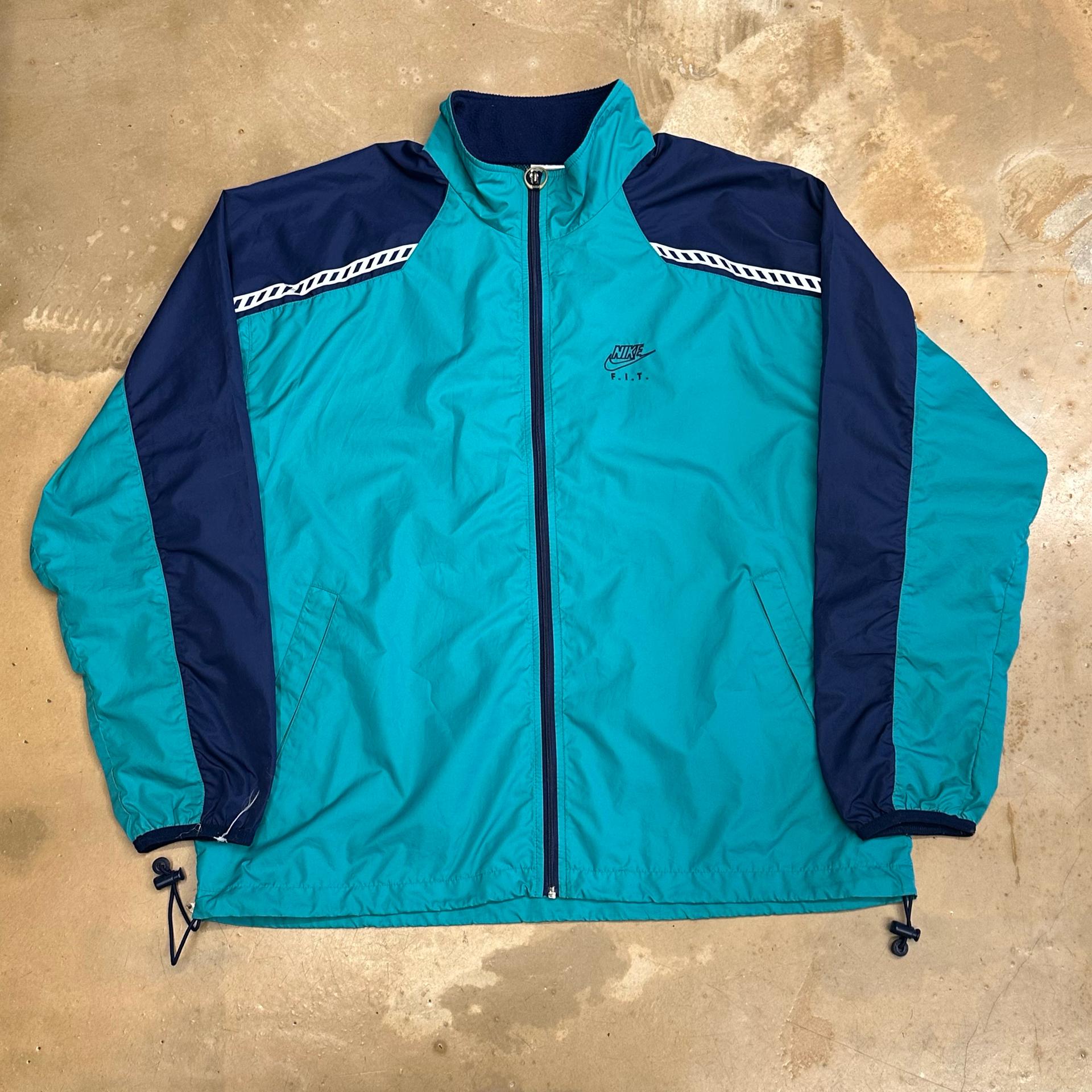 100 나이키 F.I.T. 테일원드 바람막이 3