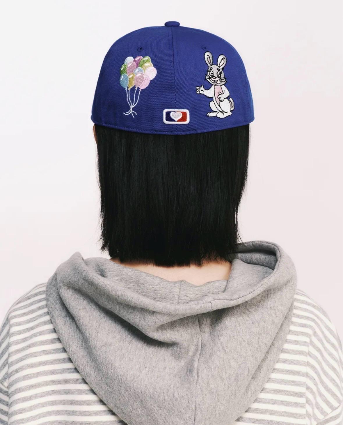 더뮤지업비지터 모자 4