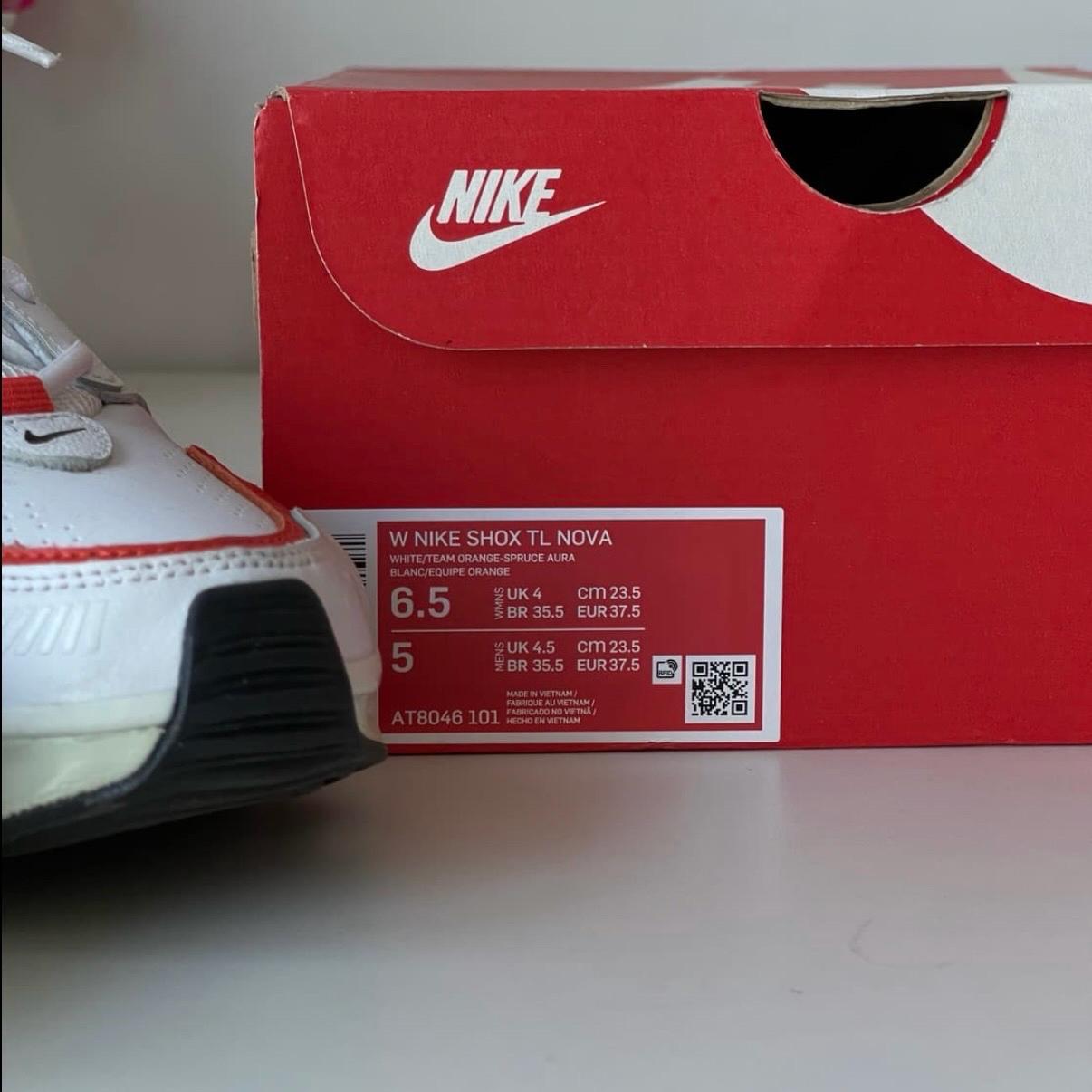 [NIKE] 나이키 샥스 노바 화이트 레드 (W) AT8046-101 9