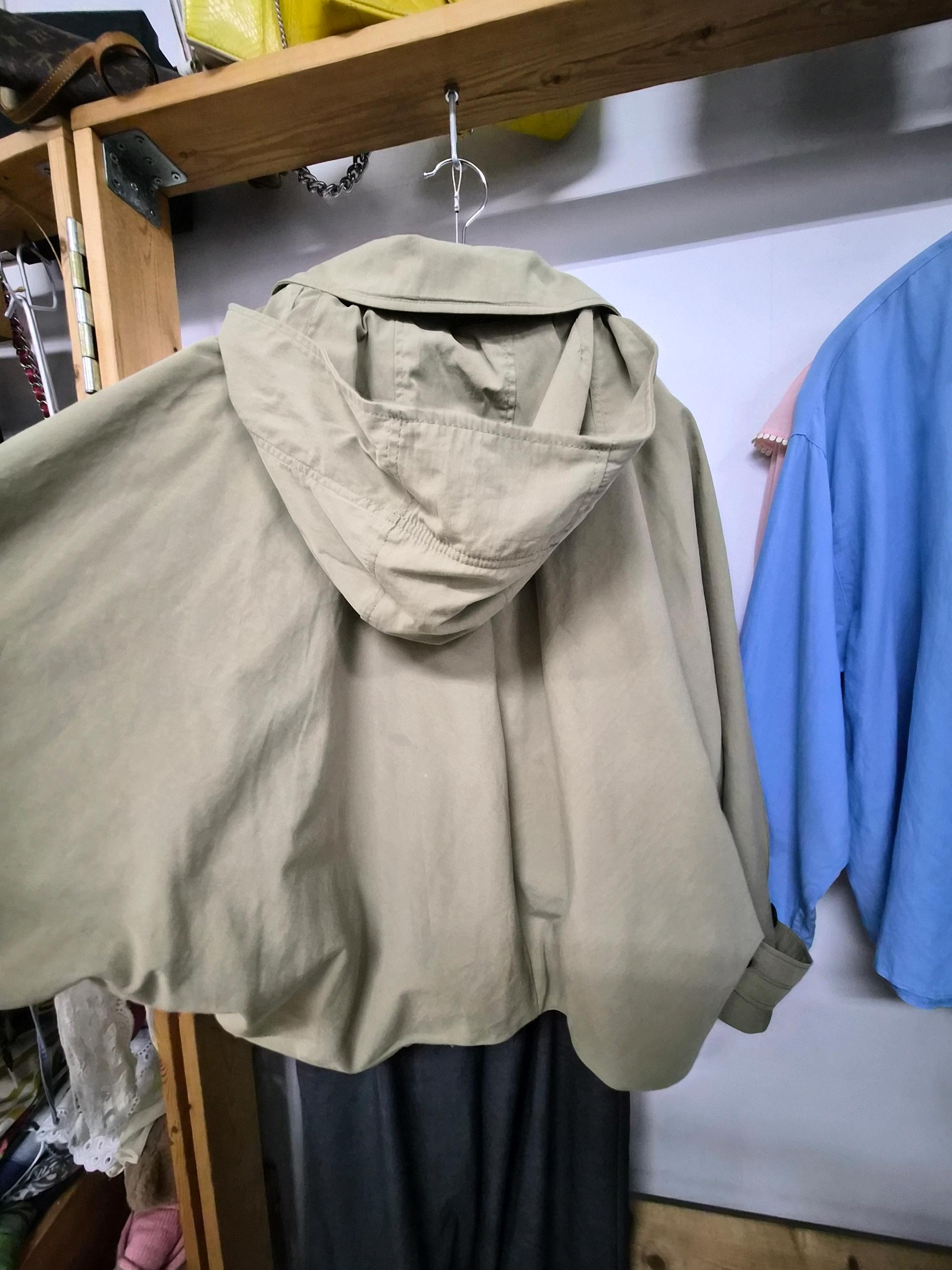 자라 벌룬 후드 숏 트렌치 8