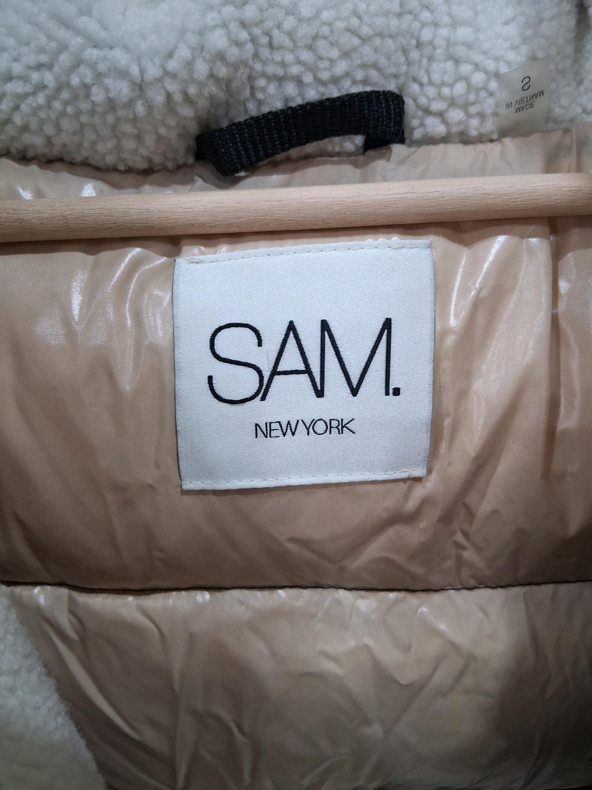 SAM. NEW YORK 유광블랙 패딩S 5