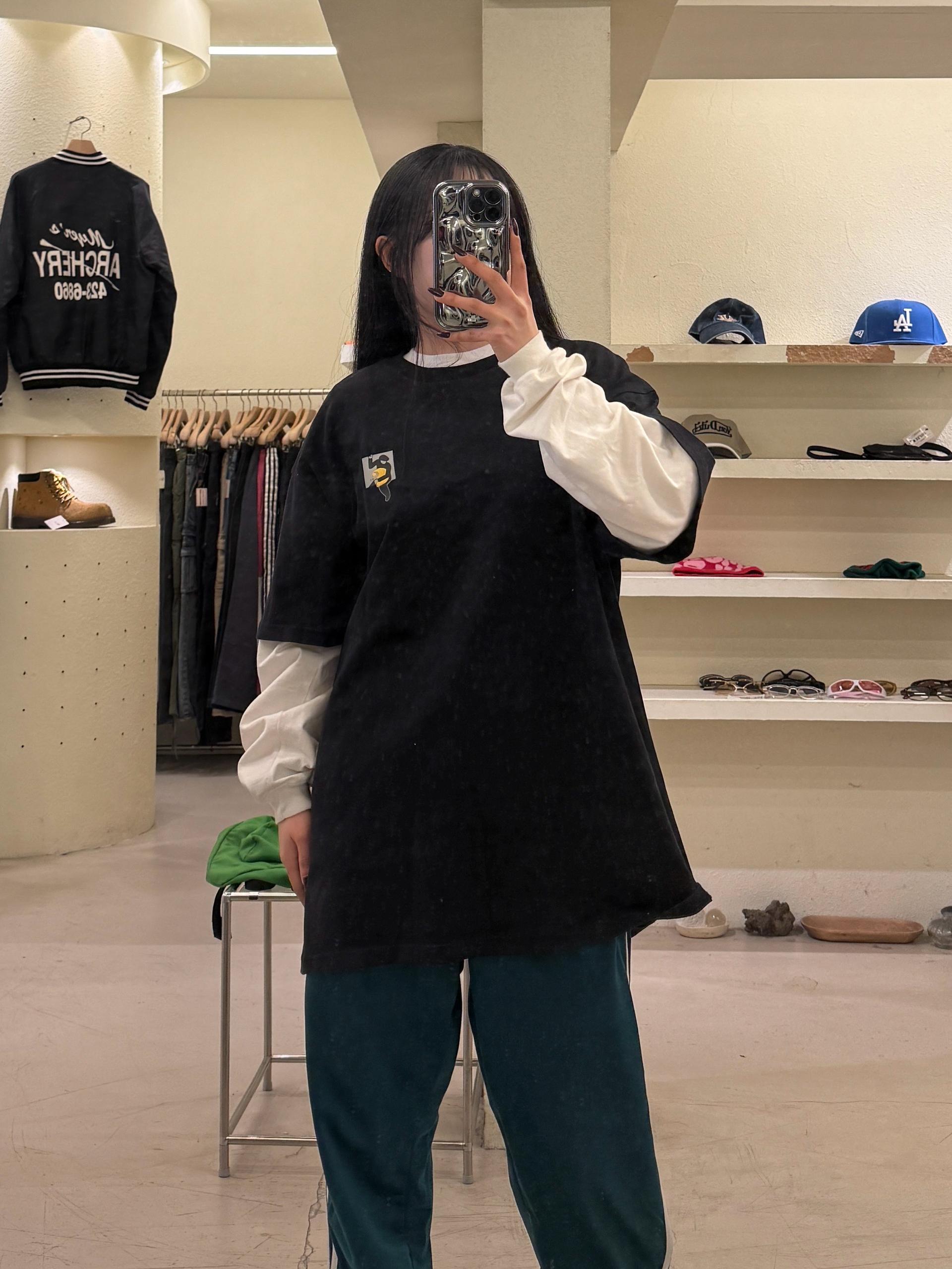 칼하트 WIP 그래픽 반팔 티셔츠 블랙 U1136 2