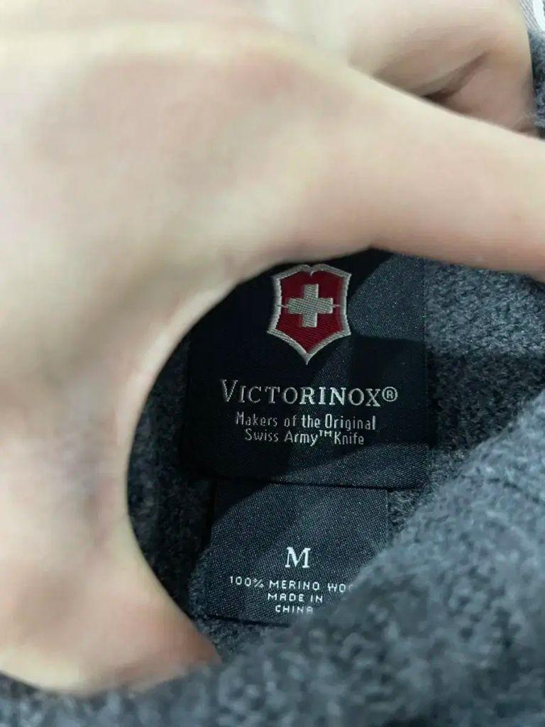 VICTORINOX 스위스 아미 니트 스웨터 7