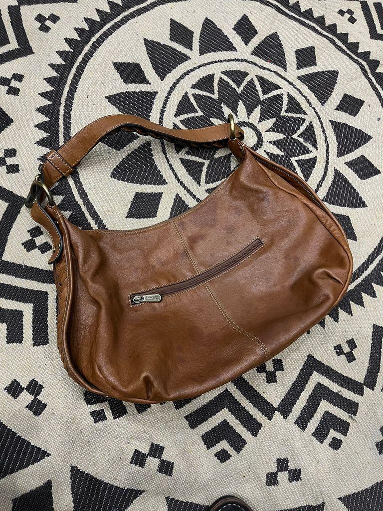 ANNE KLEIN 레더 숄더백 7