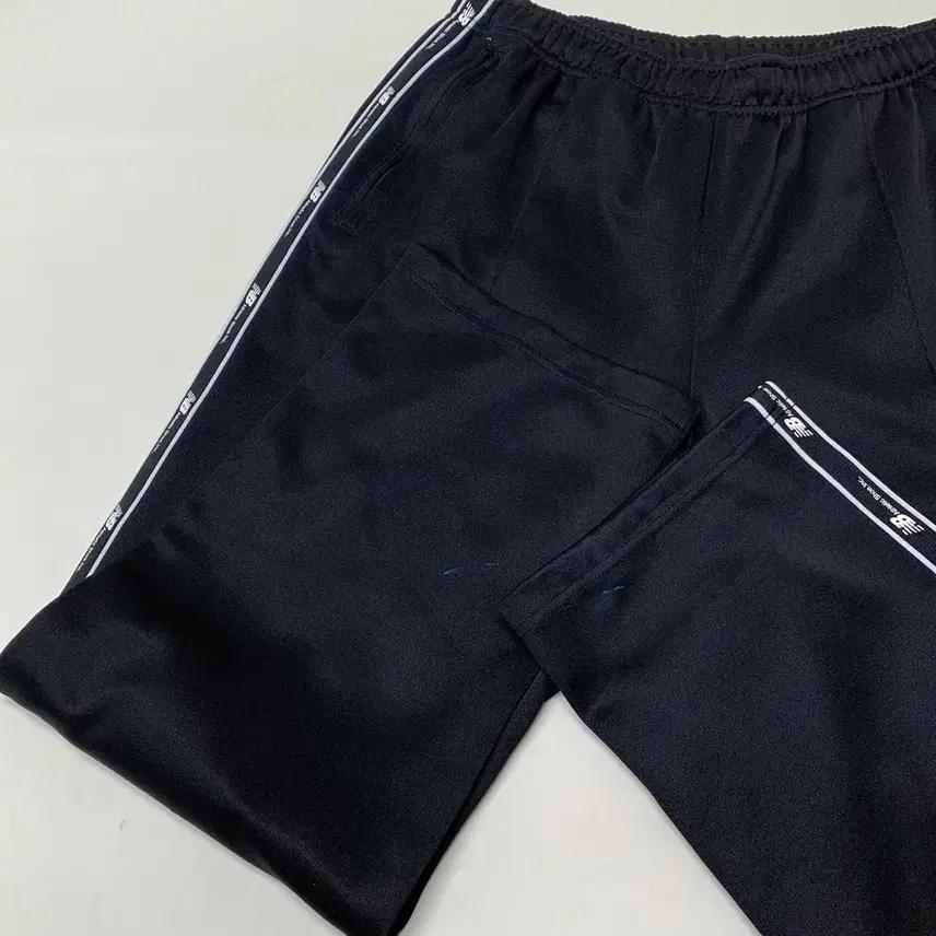 뉴발란스 트레이닝 테이핑로고 트랙팬츠 (XL) 6