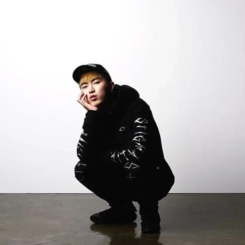 스티그마 x ADV 콜라보 기모후드티 (M) 7