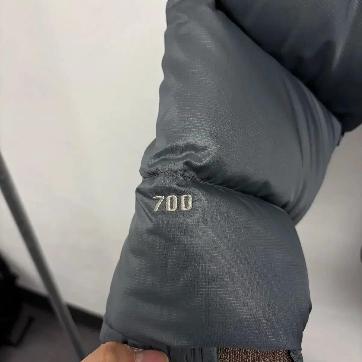노스페이스 눕시 700 그레이 5
