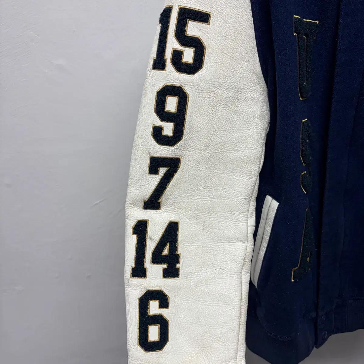 나이키 NSW USA 바시티 8