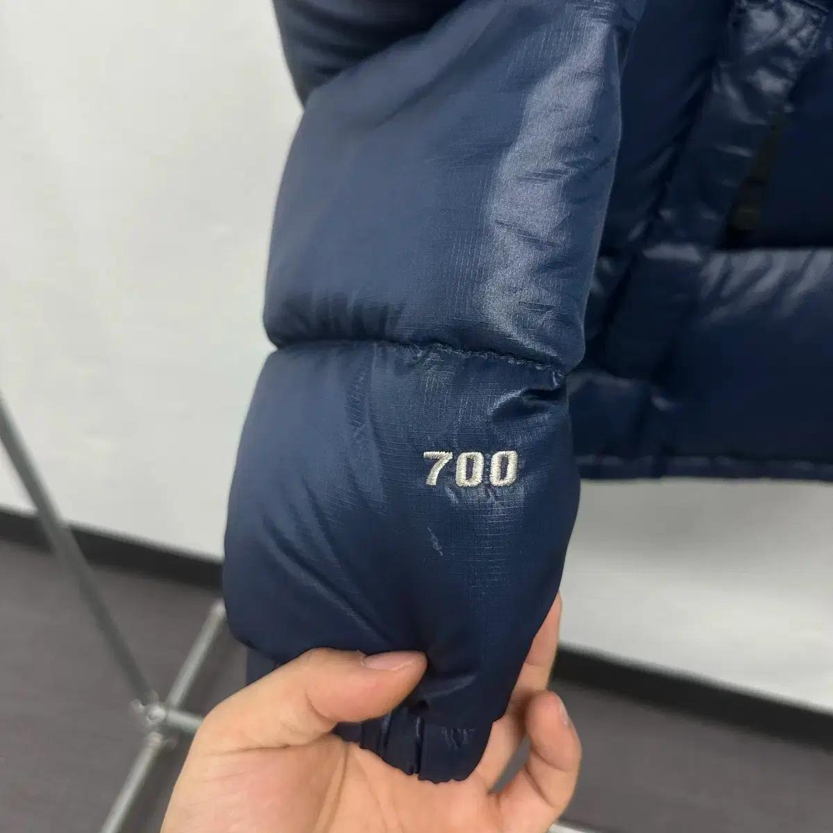 노스페이스 700 패딩 ( 땜빵 ) 4